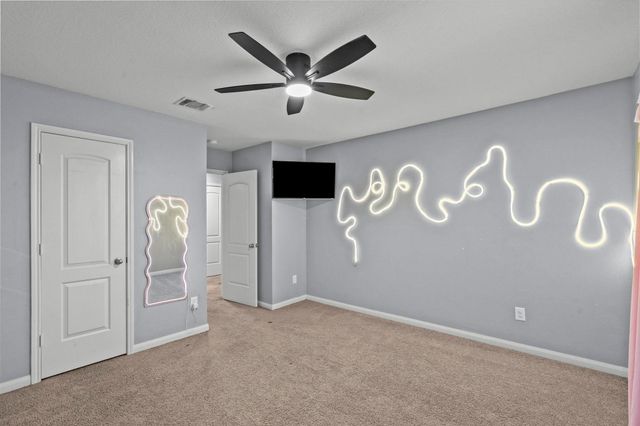 422 Turquoise Trade Drive, La Marque, TX 77568