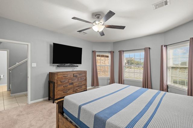 422 Turquoise Trade Drive, La Marque, TX 77568