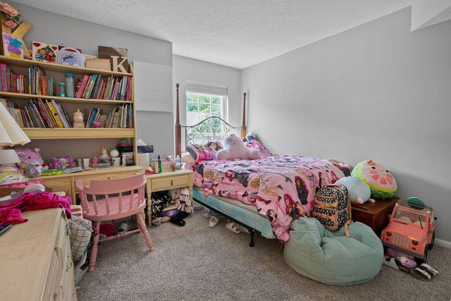 2280 Edenderry Drive, 305, Crescent Springs, KY 41017