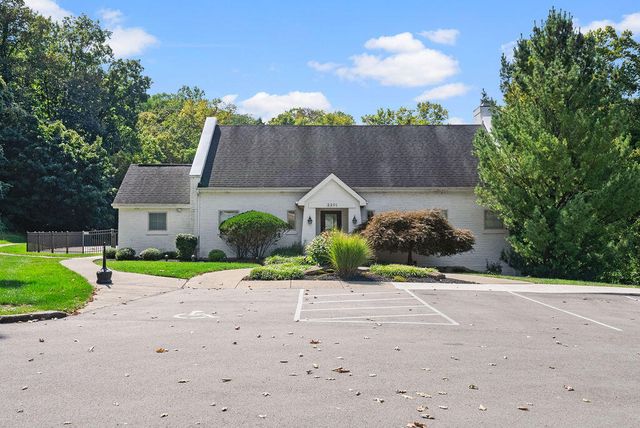 2280 Edenderry Drive, 305, Crescent Springs, KY 41017