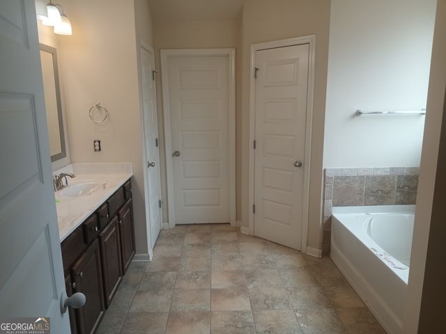 120 Couch Court, Fayetteville, GA 30214