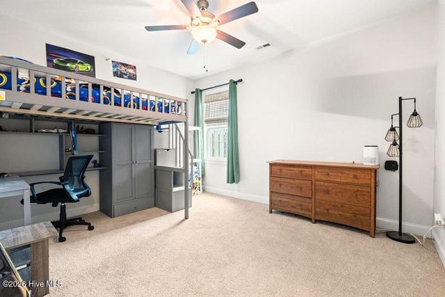 117 E Yellow Lois Drive, Hampstead, NC 28443