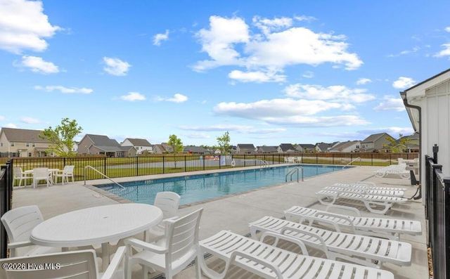 117 E Yellow Lois Drive, Hampstead, NC 28443