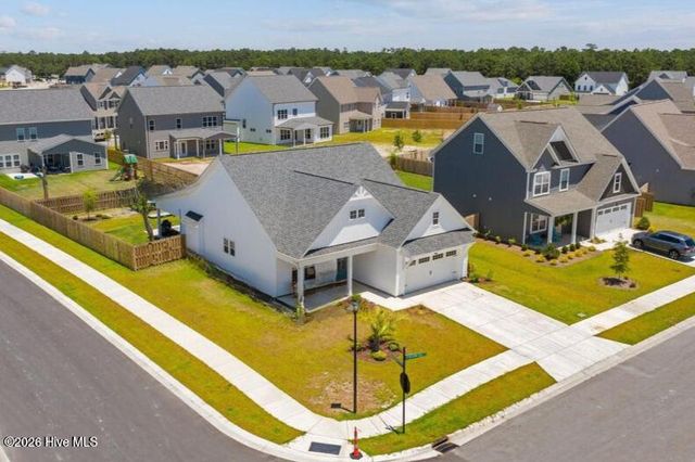117 E Yellow Lois Drive, Hampstead, NC 28443