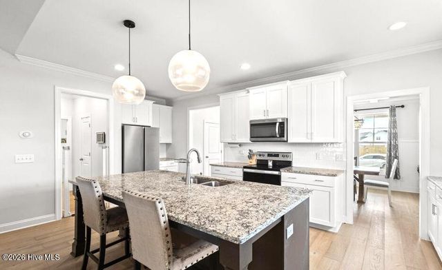 117 E Yellow Lois Drive, Hampstead, NC 28443