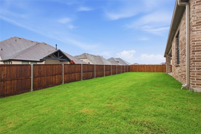713 Allison, Van Alstyne, TX 75495