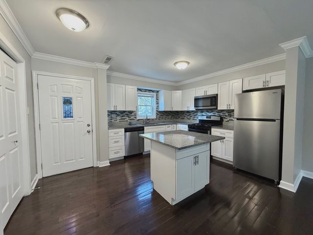 2045 Downey Road, Homewood, IL 60430