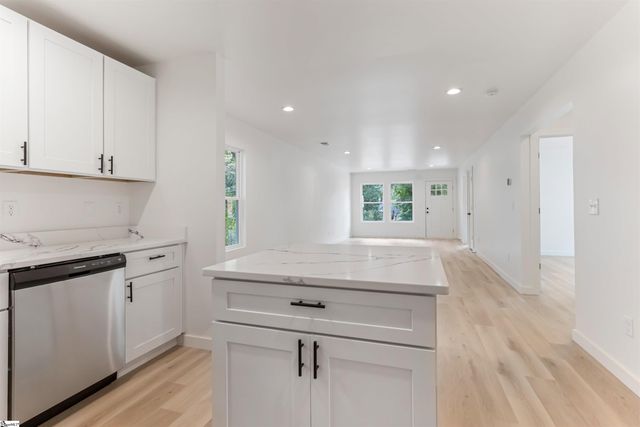 353 St Andrews Street, Spartanburg, SC 29306