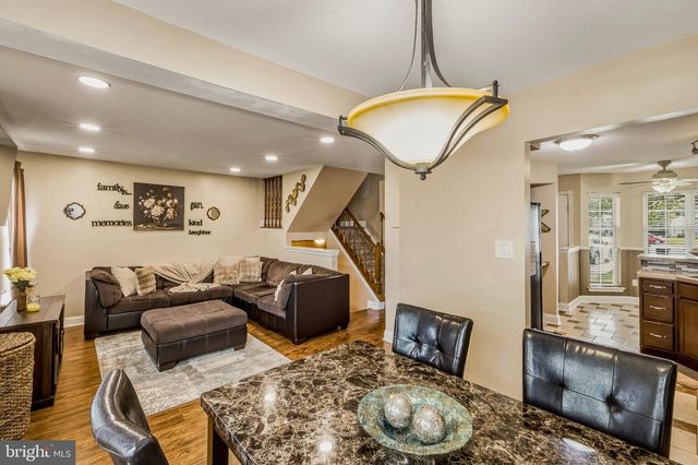 1142 SHAMROCK WAY, Williamstown, NJ 08094