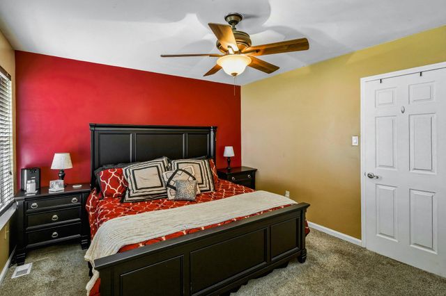 1142 SHAMROCK WAY, Williamstown, NJ 08094
