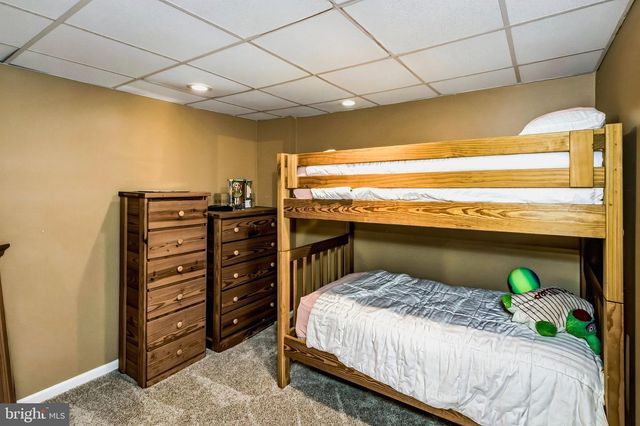 1142 SHAMROCK WAY, Williamstown, NJ 08094