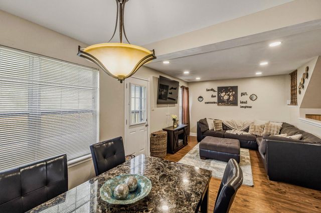 1142 SHAMROCK WAY, Williamstown, NJ 08094