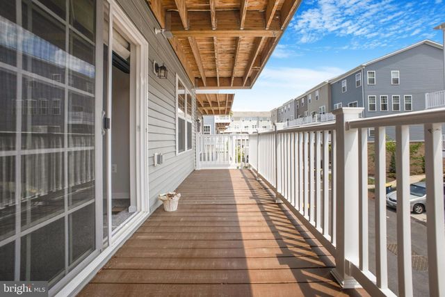 10517 SALLY RIDE, Lanham, MD 20706