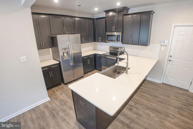 10517 SALLY RIDE, Lanham, MD 20706