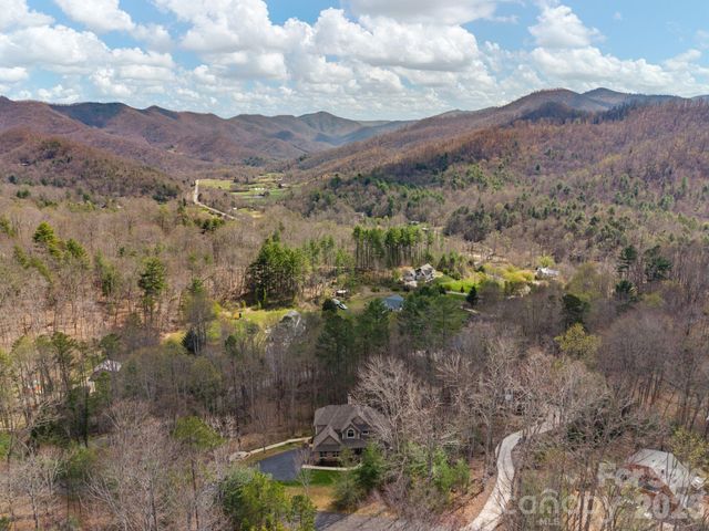 104 Black Hawk Ridge, Weaverville, NC 28787
