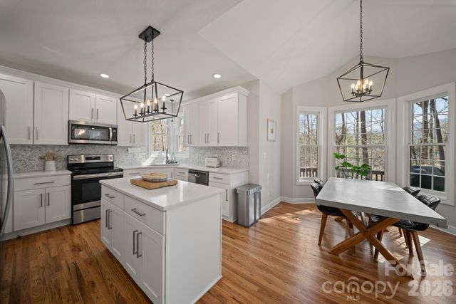 104 Black Hawk Ridge, Weaverville, NC 28787