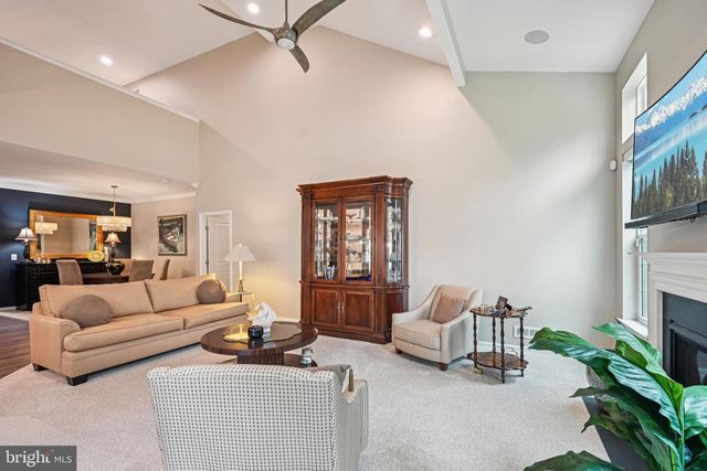 3815 CASTLETON DR, Williamstown, NJ 08094