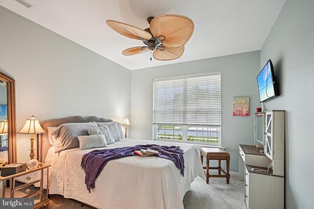 3815 CASTLETON DR, Williamstown, NJ 08094