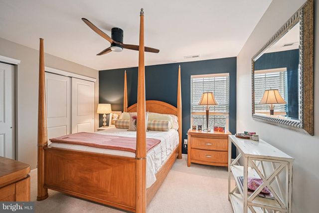 3815 CASTLETON DR, Williamstown, NJ 08094