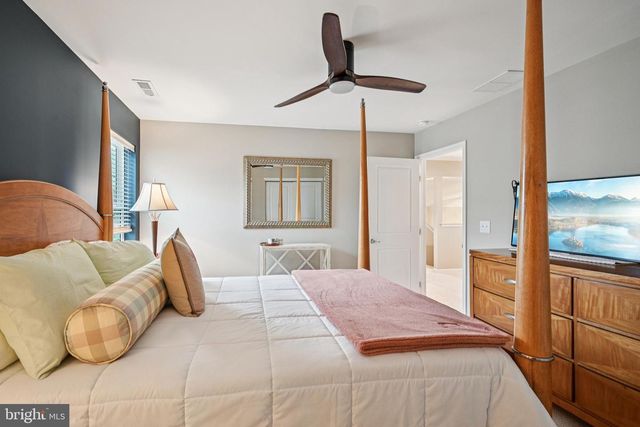 3815 CASTLETON DR, Williamstown, NJ 08094