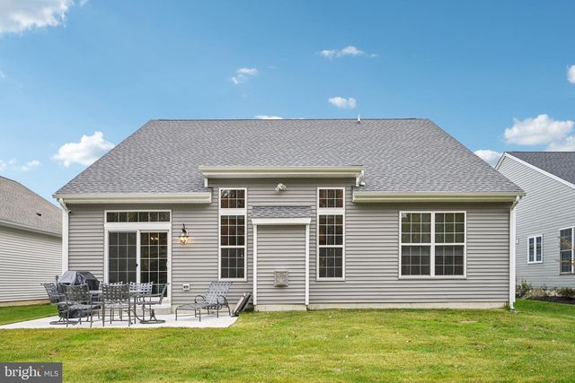 3815 CASTLETON DR, Williamstown, NJ 08094