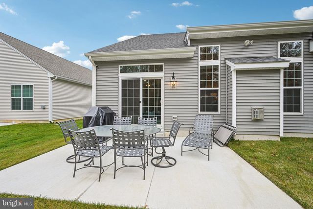 3815 CASTLETON DR, Williamstown, NJ 08094