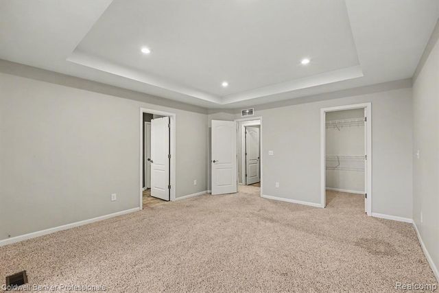 4883 Broomfield Way, Lake Orion, MI 48359