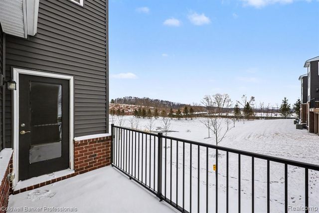 4883 Broomfield Way, Lake Orion, MI 48359