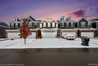 4883 Broomfield Way, Lake Orion, MI 48359