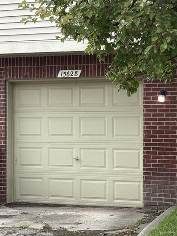 15628 Stone Crossing Drive, Southfield, MI 48075