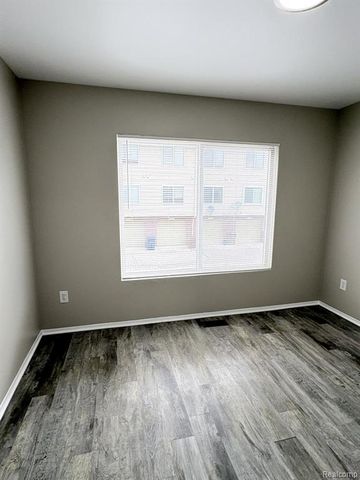 15628 Stone Crossing Drive, Southfield, MI 48075