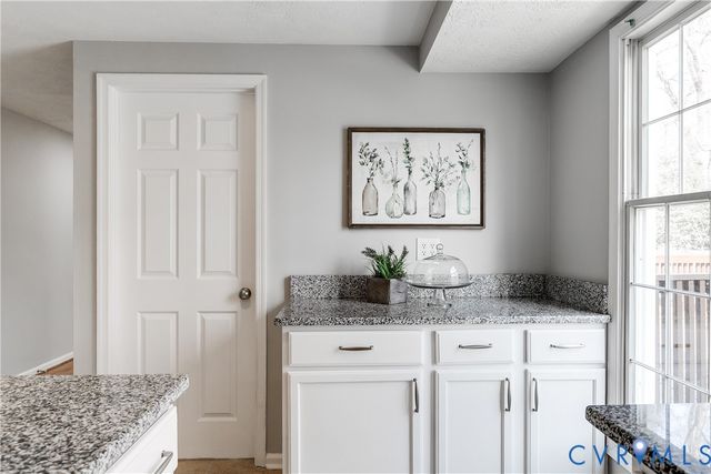 9604 Meredith Woods Ct, Glen Allen, VA 23060