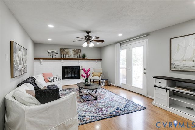 9604 Meredith Woods Ct, Glen Allen, VA 23060