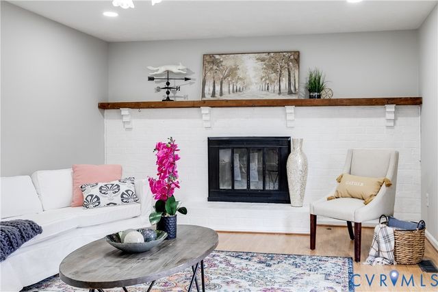 9604 Meredith Woods Ct, Glen Allen, VA 23060