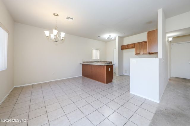 8424 S Egyptian Drive, Tucson, AZ 85747