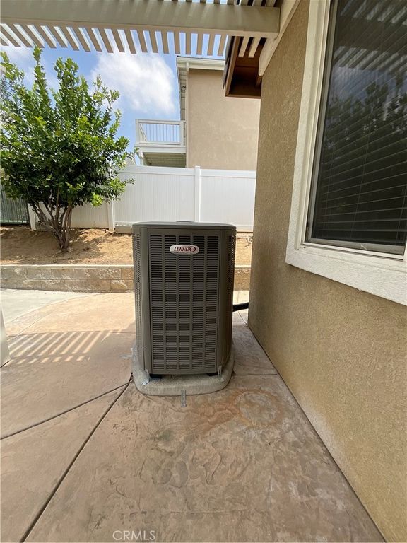Image 33 of property listing at 7142 Hidden Court, Highland, CA 92346
