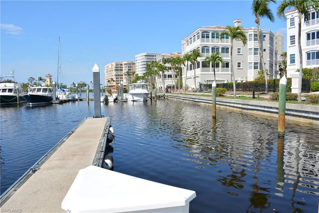 48' BOAT SLIP AT GULF HARBOUR G-1, FORT MYERS, FL 33908 — exterior