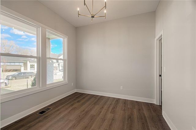 17148 S Heatherwood Street, Olathe, KS 66062