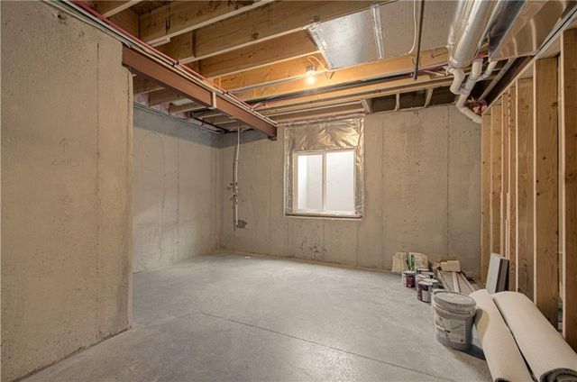 17148 S Heatherwood Street, Olathe, KS 66062