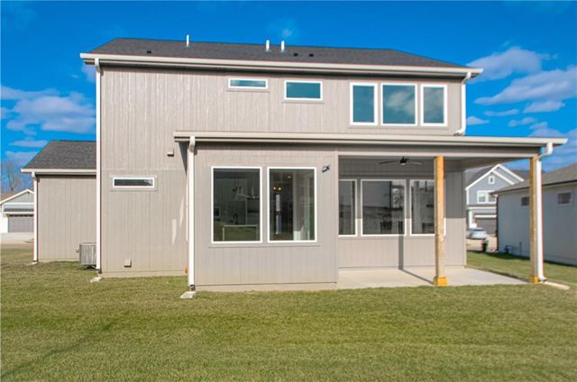 17148 S Heatherwood Street, Olathe, KS 66062