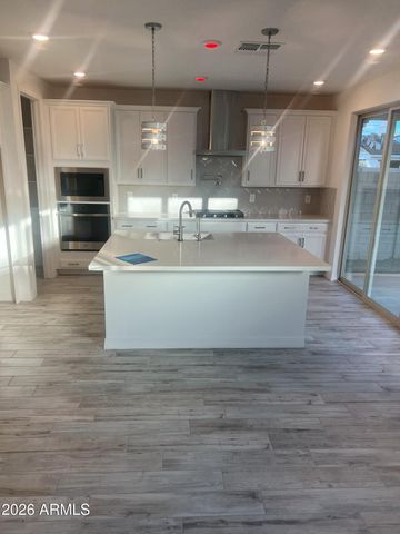 10021 E TRENT Avenue, Mesa, AZ 85212