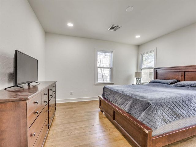 1106 E Louisiana Street, Norman, OK 73071