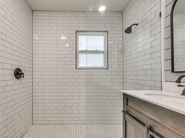 1106 E Louisiana Street, Norman, OK 73071