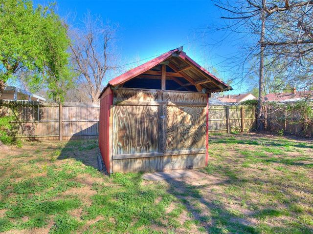 1106 E Louisiana Street, Norman, OK 73071