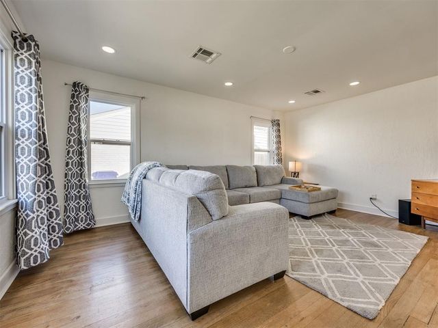 1106 E Louisiana Street, Norman, OK 73071