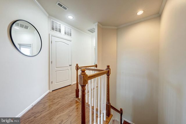 8924 CENTER ST, Manassas, VA 20110