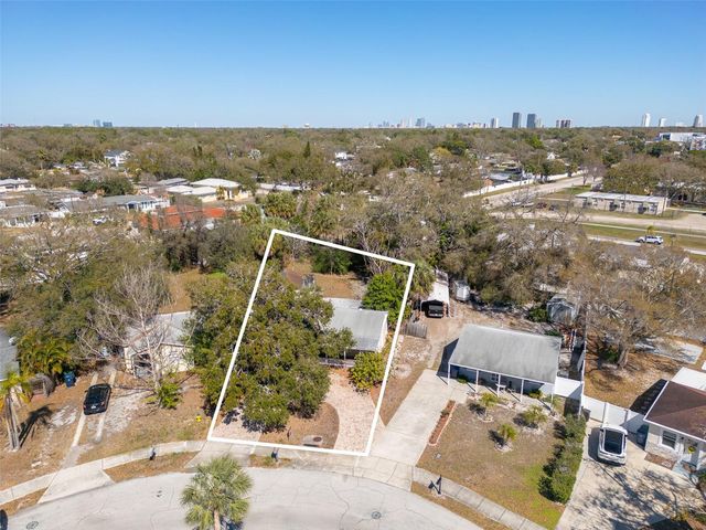 4002 S SHAMROCK ROAD, Tampa, FL 33611