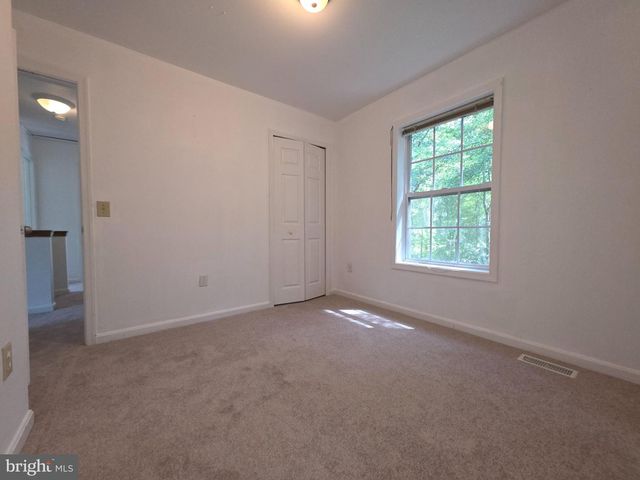 8111 BEVERLY RD, Severn, MD 21144