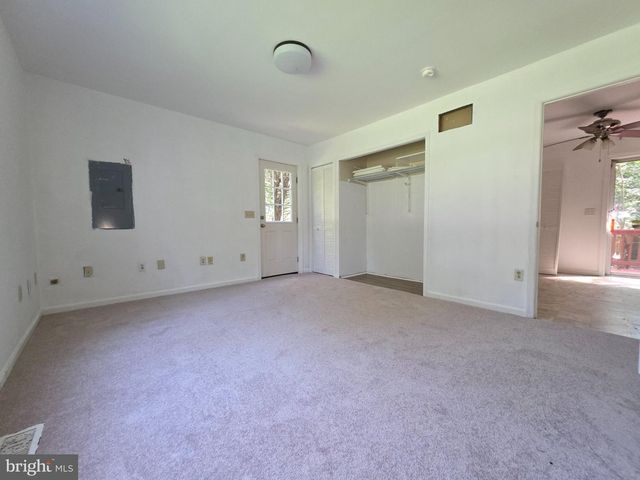 8111 BEVERLY RD, Severn, MD 21144