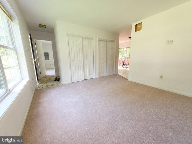 8111 BEVERLY RD, Severn, MD 21144